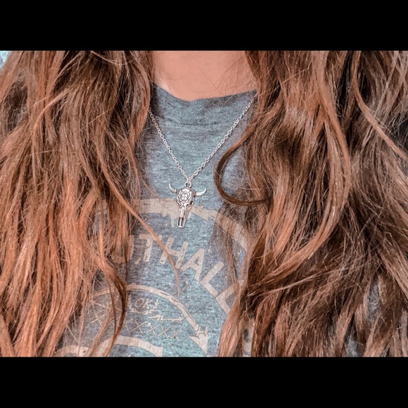 Longhorn Western Necklace - Picture 2 of 2